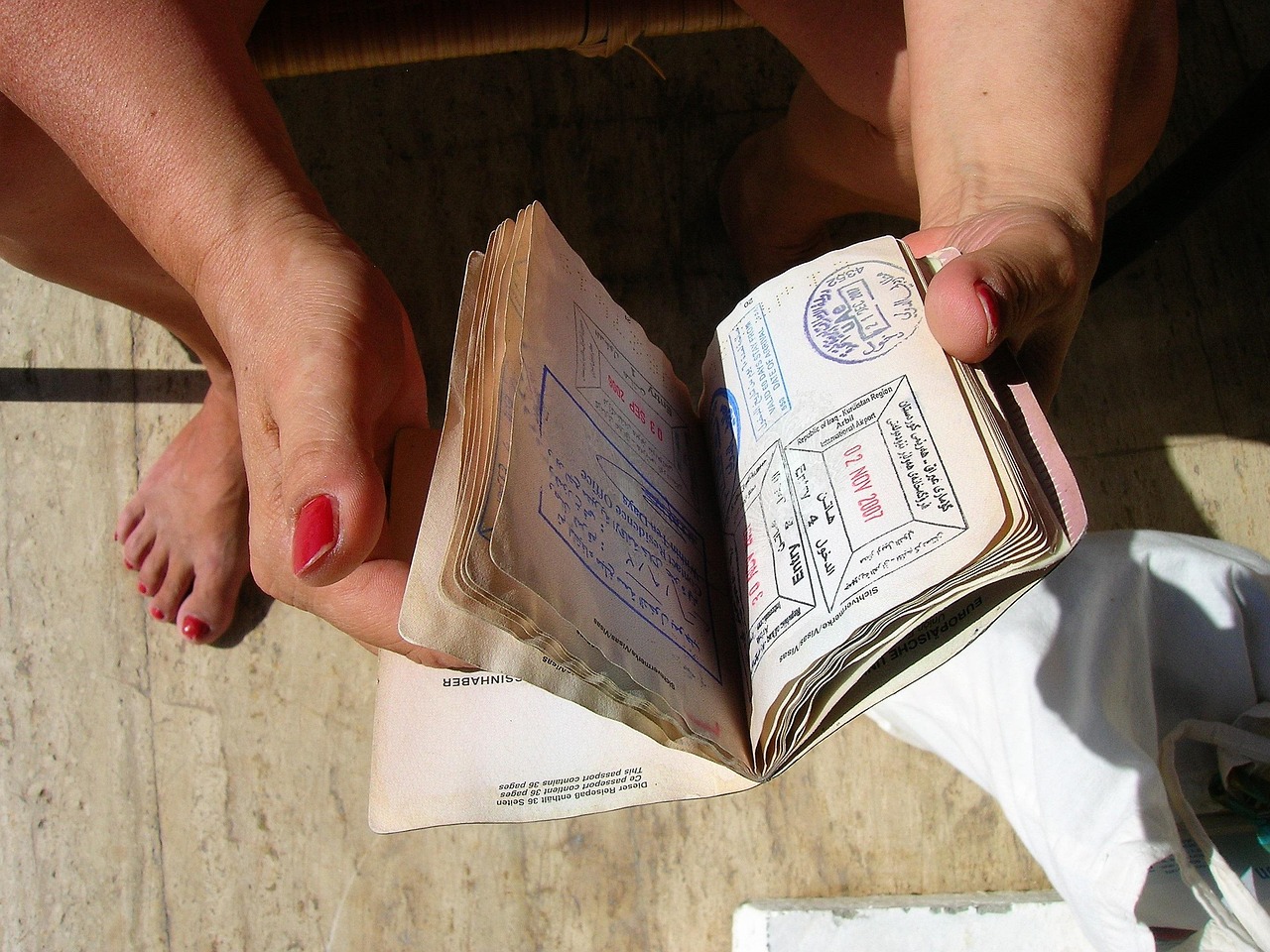 UK eTA electronic travel authorisation – passport and travel document