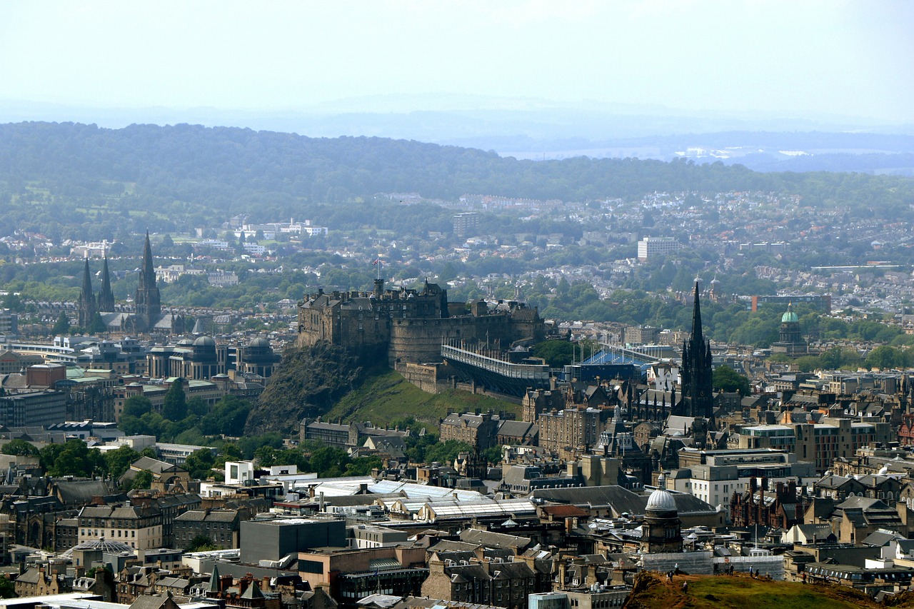 Historical Scotland 7-day adventure – Edinburgh Castle